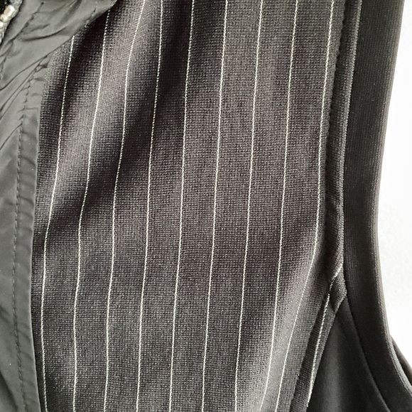 REINA LEE Nina Leonard Black Hooded Vest SIZE M - Picture 5 of 12